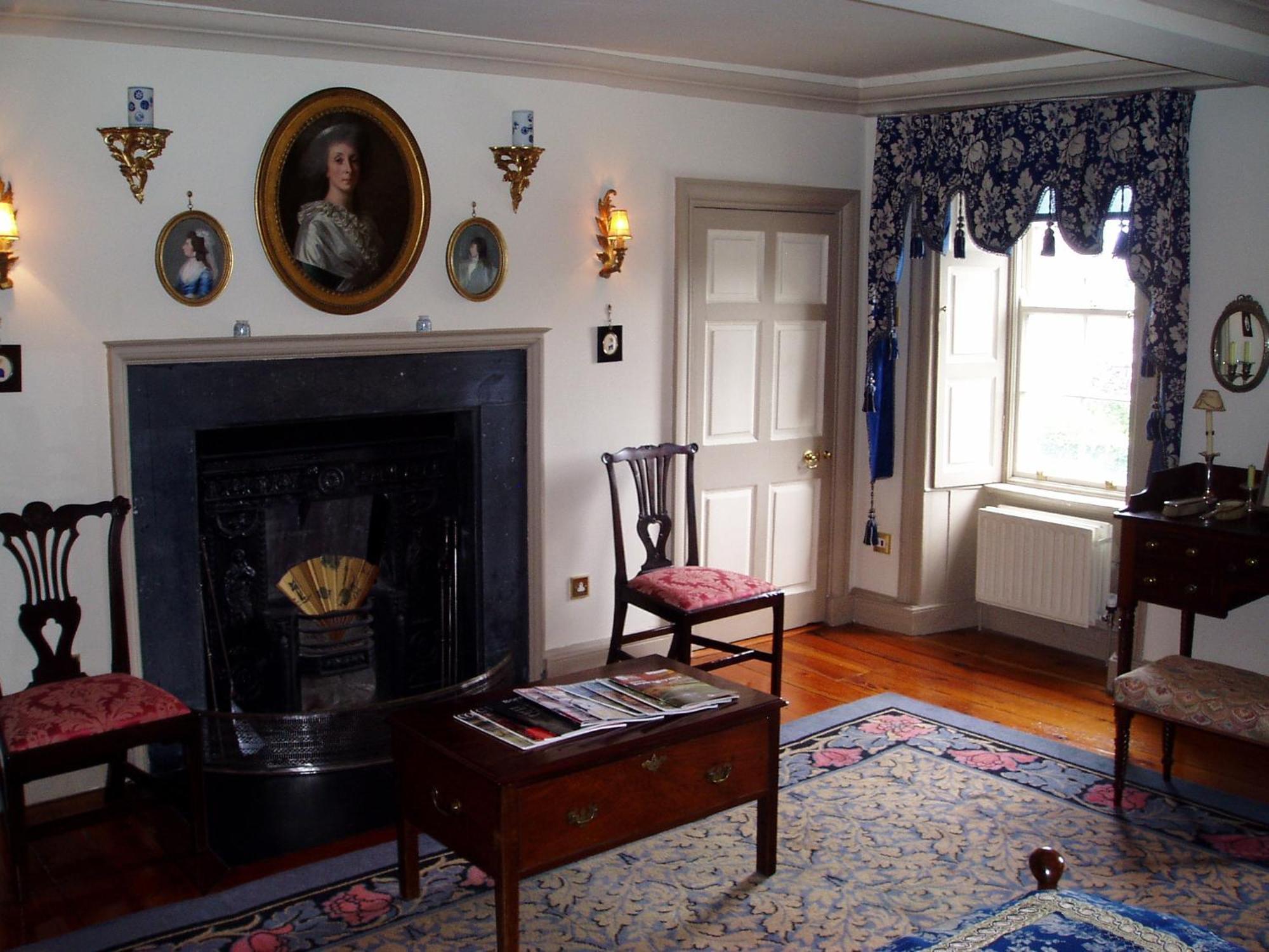Collon House Bed & Breakfast Bagian luar foto